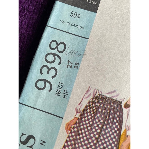 McCalls 9398 skirt A line sewing pattern 1960s size Small - Picture 2 of 6